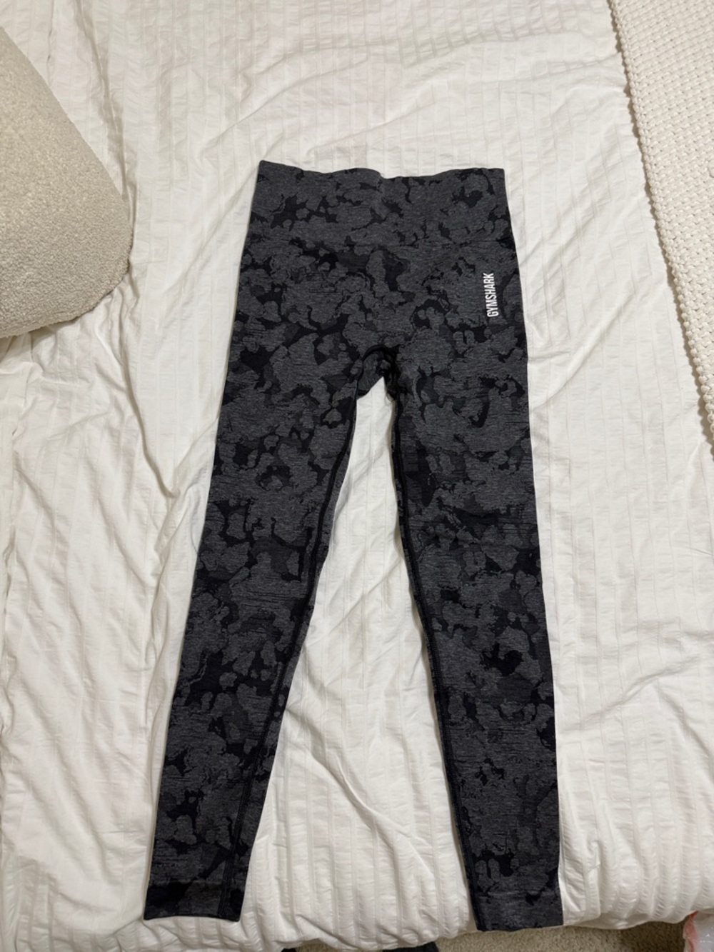 Gymshark Black & Charcoal Camo High-Waist Leggings Small